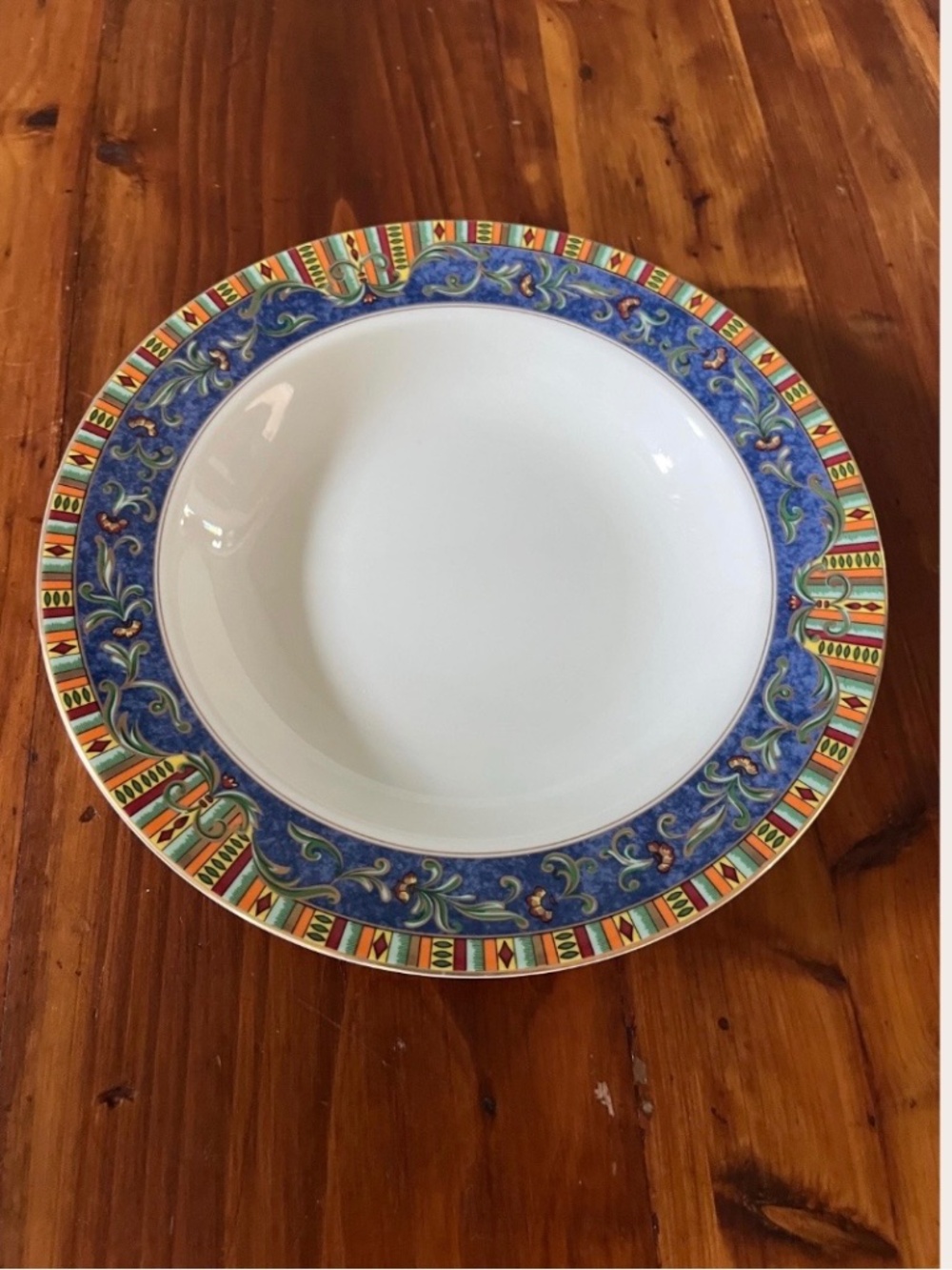 Mikasa Soup Bowl 8.5 inches Vintage pattern L3214 Chanteclair Fine China made in